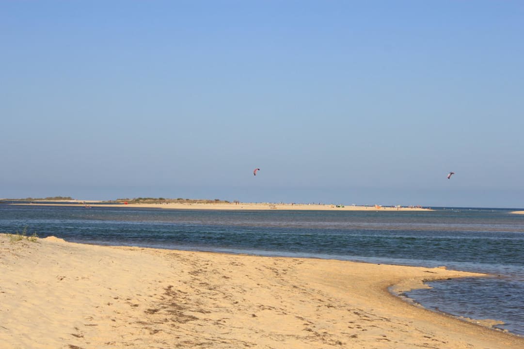 Der Strand bei Flut ROBINSON QUINTA DA RIA