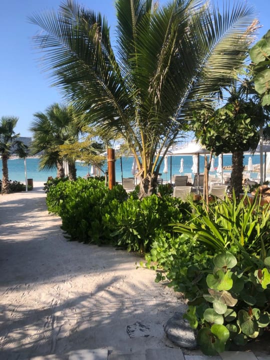 Strand Mövenpick Resort Al Marjan Island