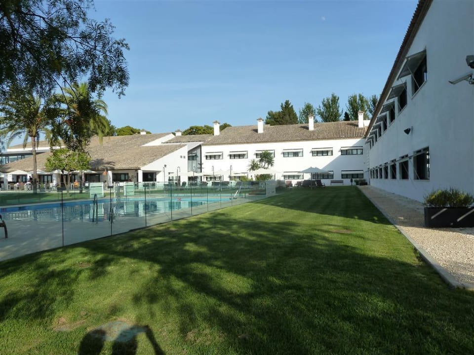 Garten inkl 2 Pools Hotel Parador de Antequera