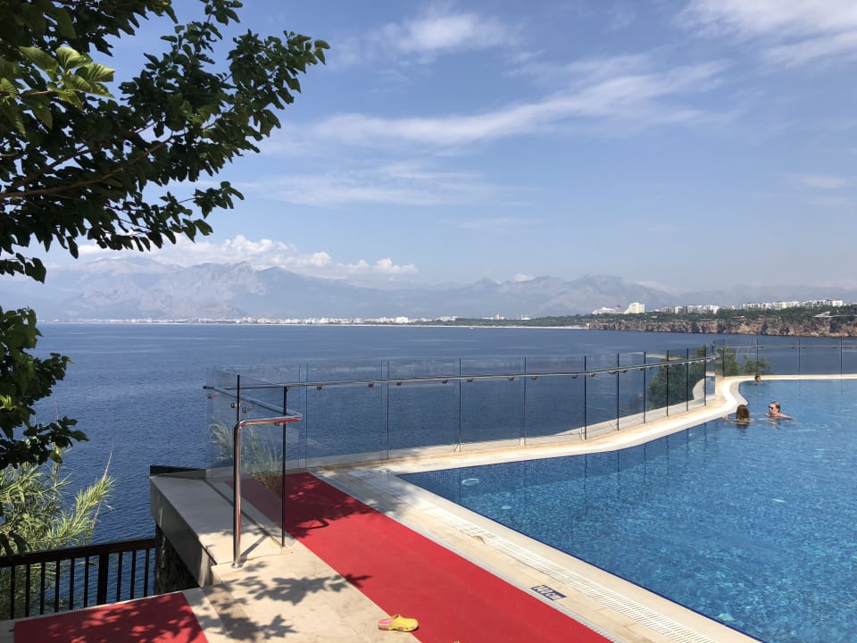 Pool Ramada Plaza by Wyndham Antalya