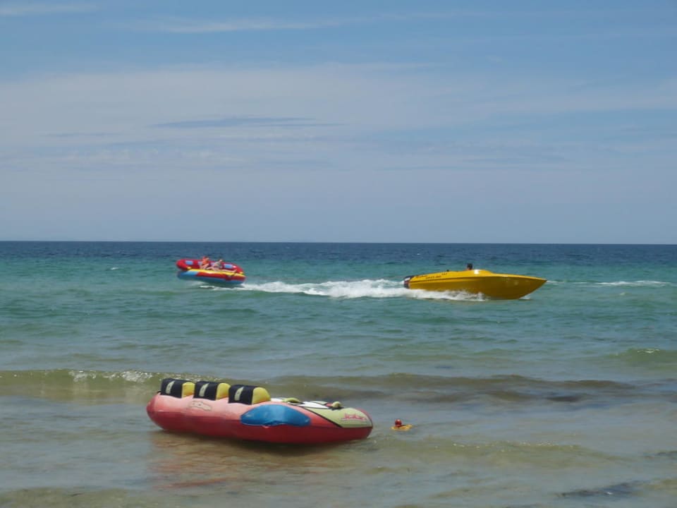 Sofa-Fahren mit dem Kinderclub Calimera One Resort Jockey