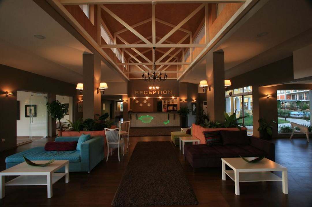 Outside picture Blue Orange Beach Resort