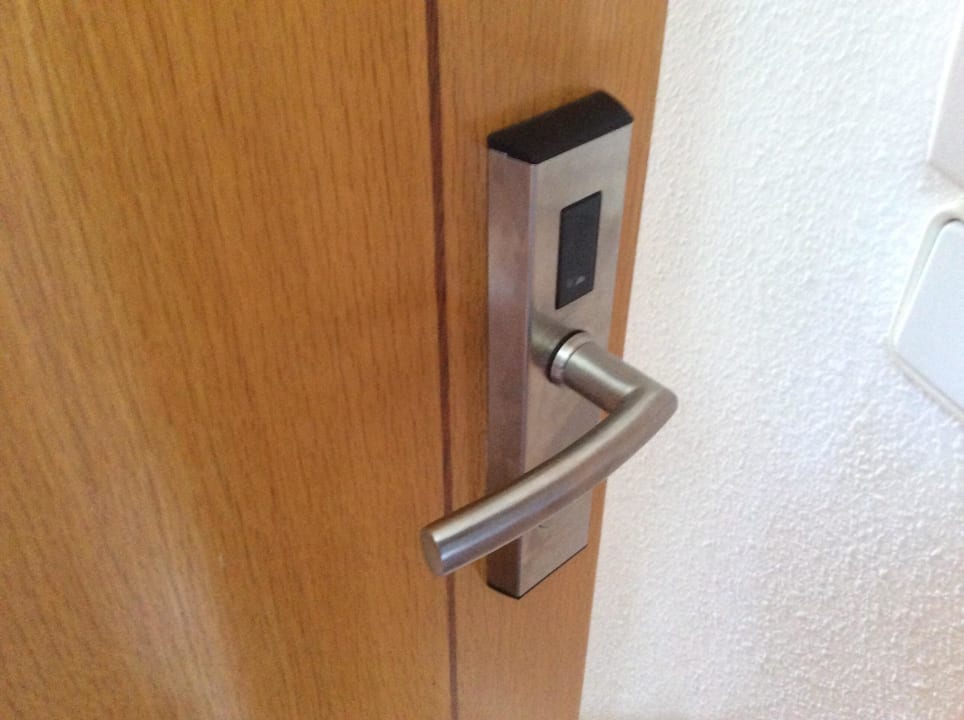 Tür öffnen mit Schlüsselkarte JS Hotel Sol de Alcudia