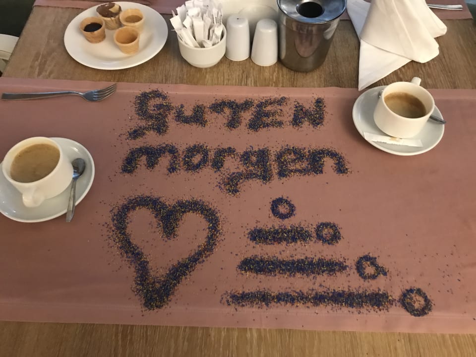 Gastro Well Palace Side