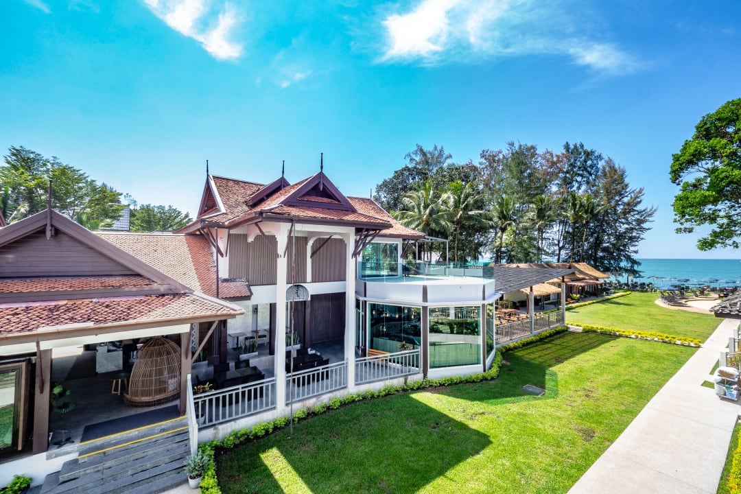 Außenansicht Hive Khaolak Beach Resort