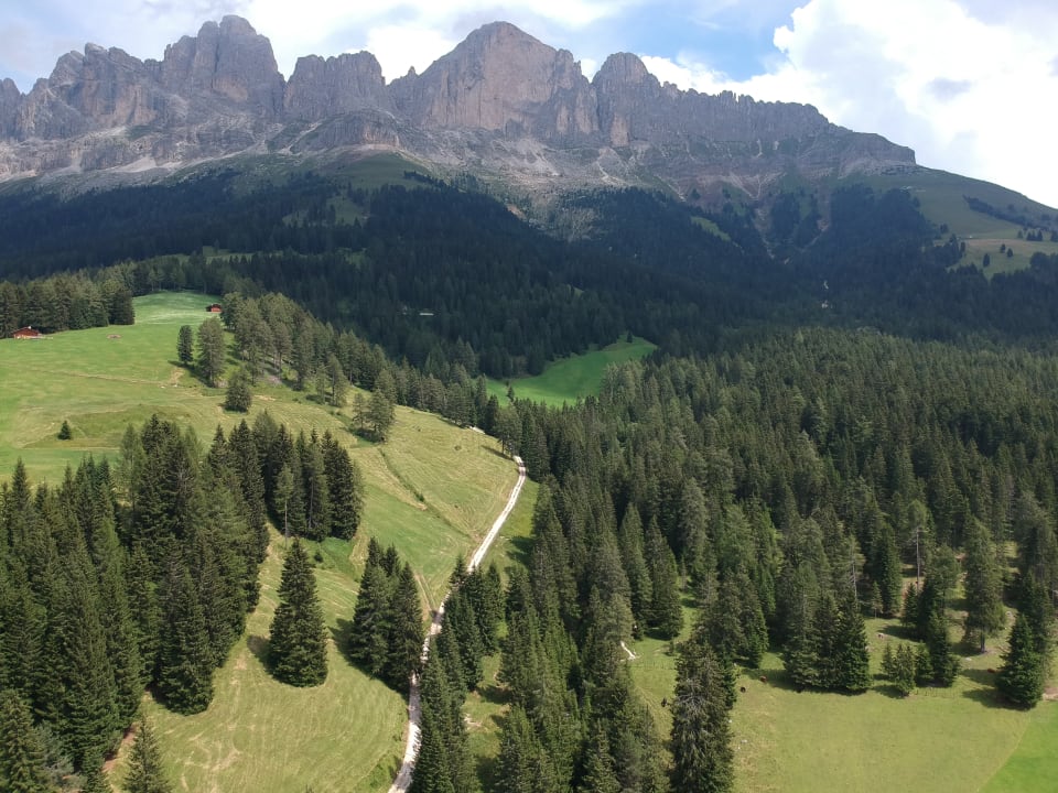 Ausblick Moseralm Dolomiti Spa Resort