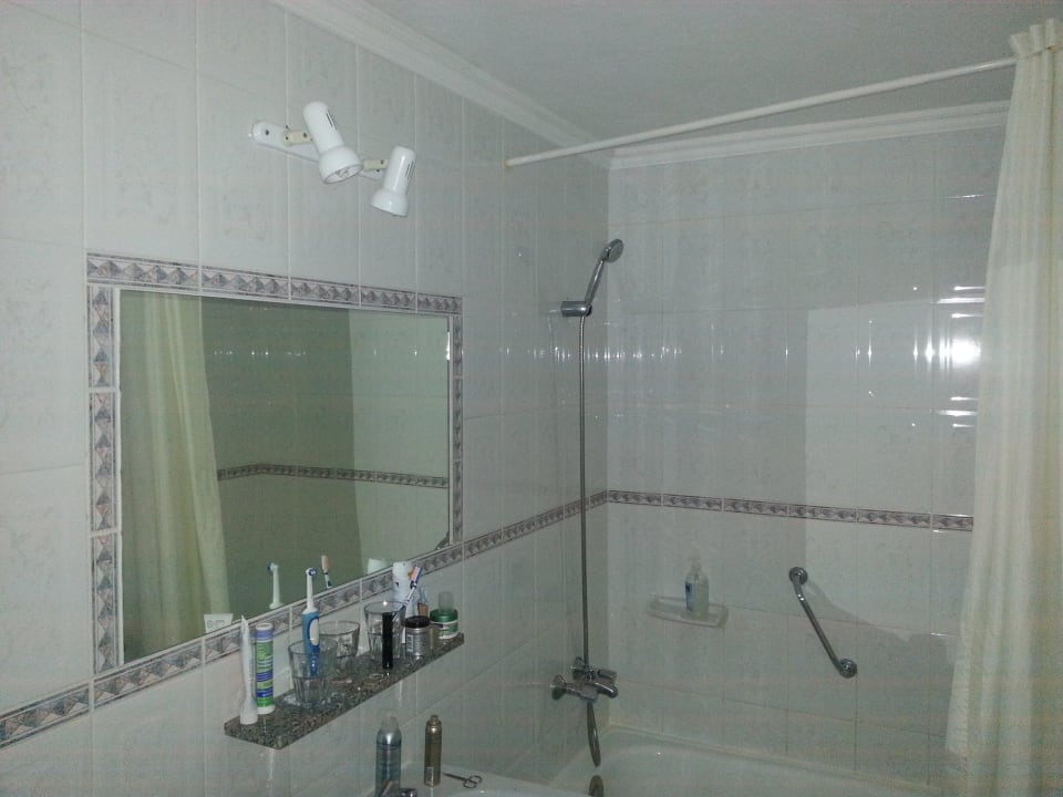 Badezimmer Ereza Apartamentos Los Hibiscos- Adults Only