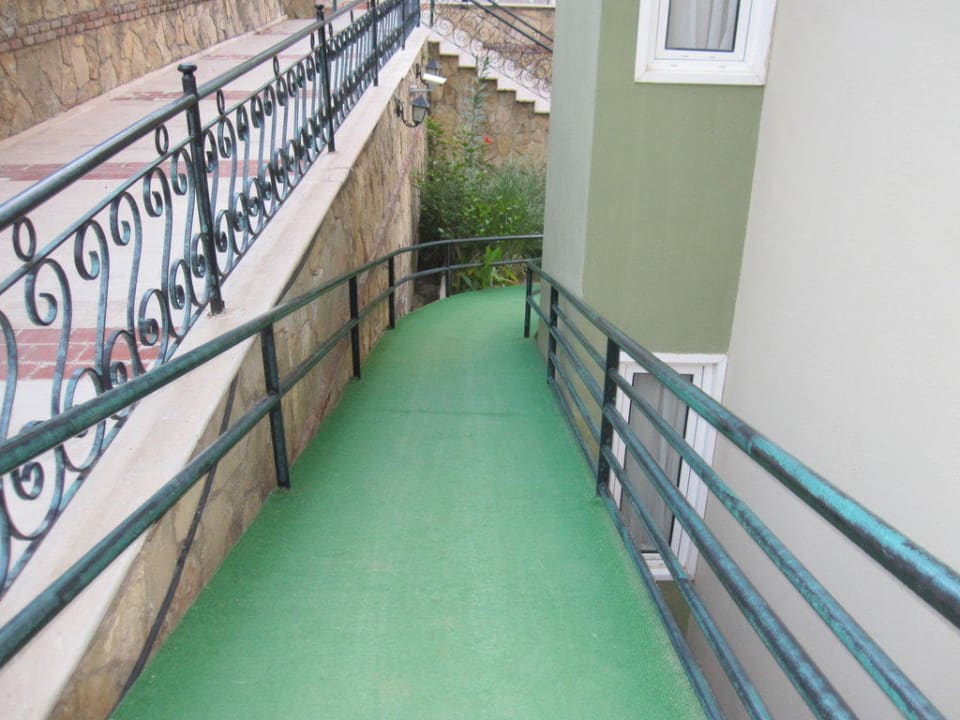 Wegweißer Hotel Gardenia Beach