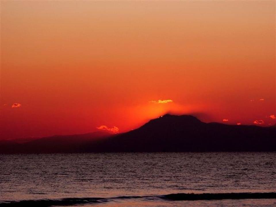 Sonnenuntergang Sunis Evren Beach Resort Hotel & Spa