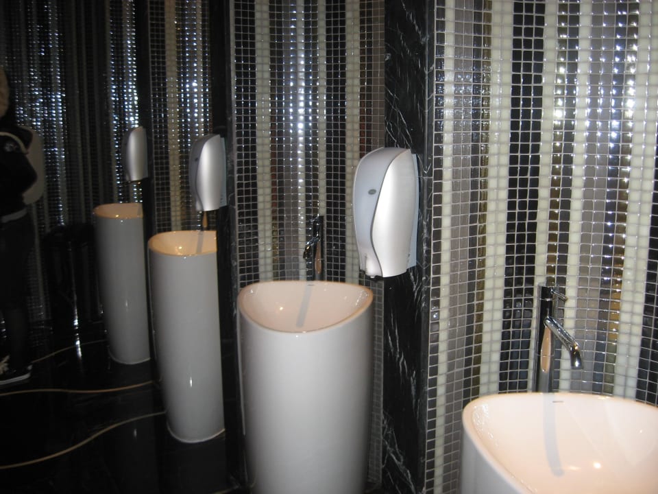 Общественный туалет Maxx Royal Belek Golf Resort