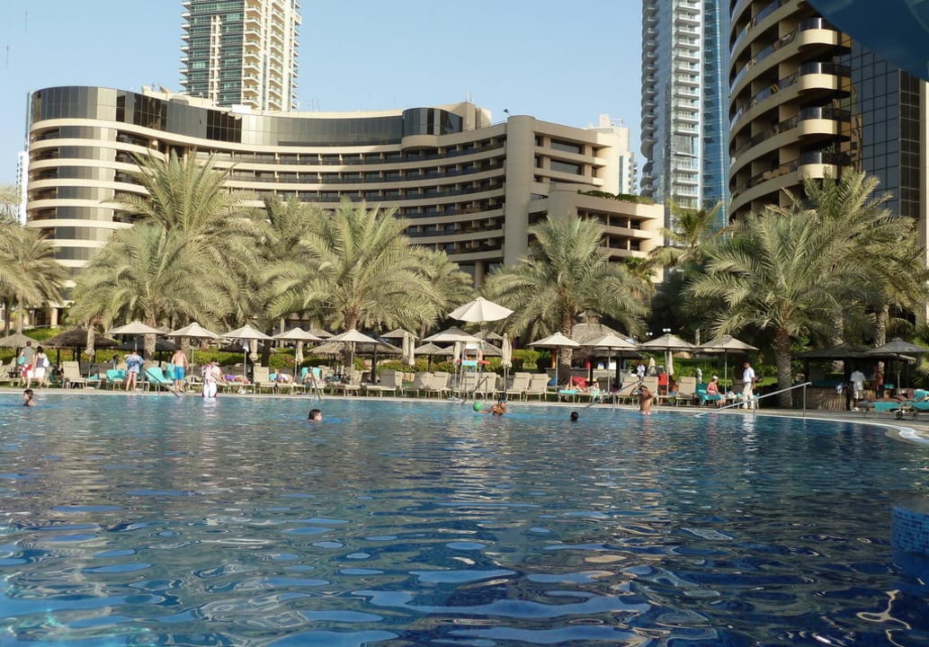 Vom Pool aus Le Royal Méridien Beach Resort & Spa Dubai