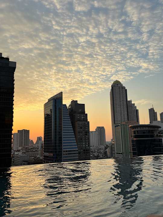 Pool Eastin Grand Hotel Sathorn