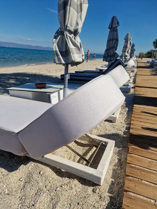 Strand Cocooning Suites by Blue Carpet