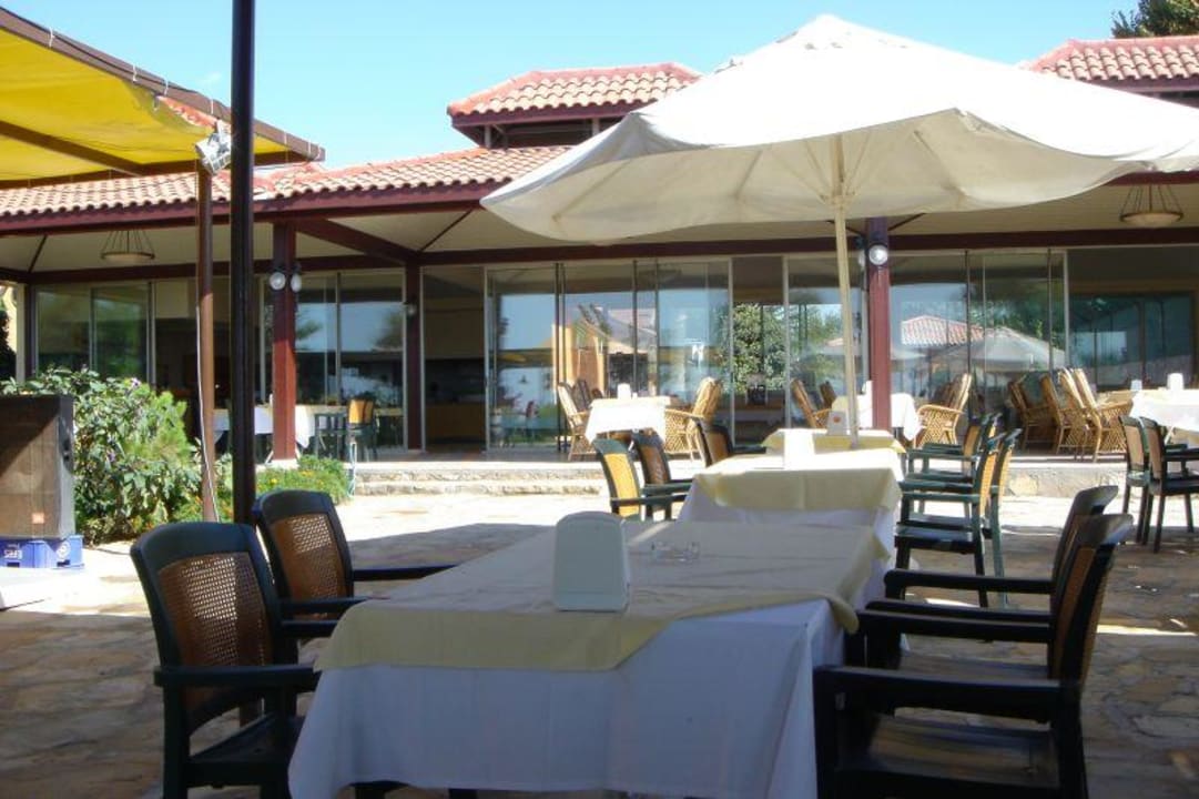 Restaurant aussen Özlem Garden Hotel
