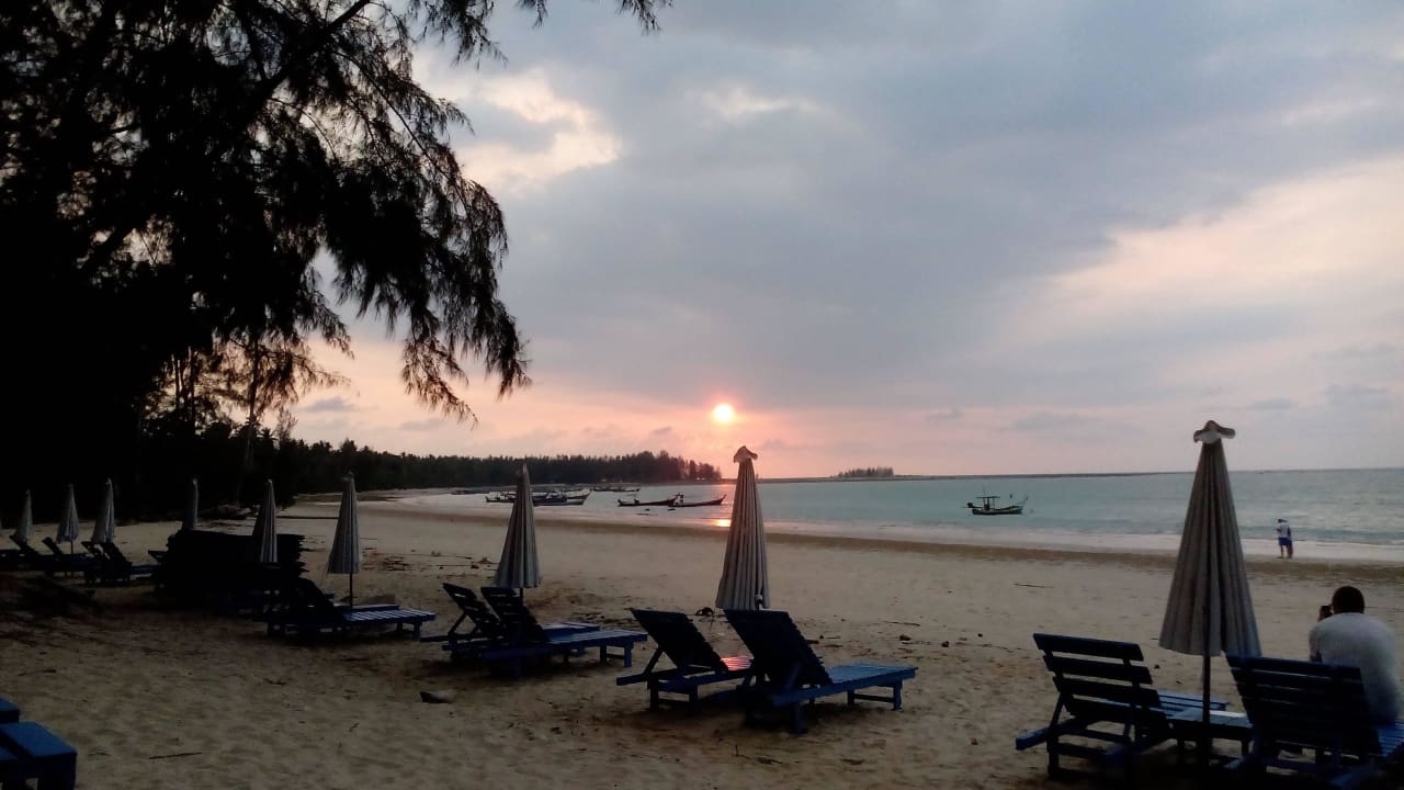 Restaurant außerhalb Kantary Beach Hotel - KHAO LAK