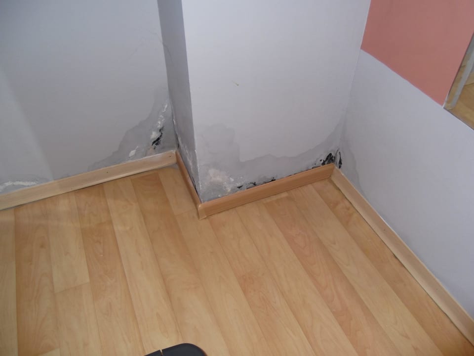 Fitnessraum mit Schimmel. Hotel St.Thomas