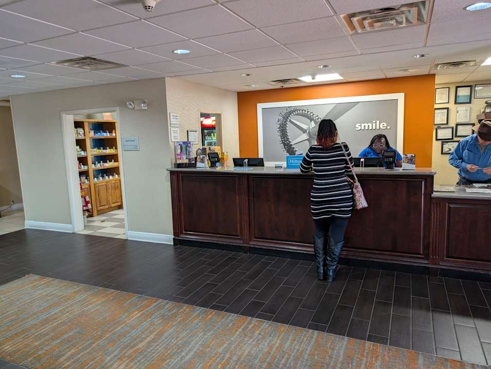 Lobby Hotel Hampton Inn & Suites Valdosta/Conference Center