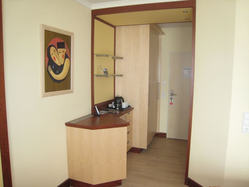 Eingangsbereich mit Heißwasserbereiter Best Western Premier Castanea Resort Hotel