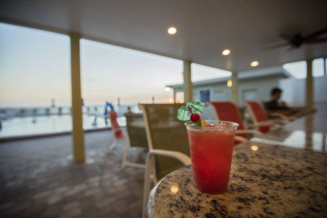 Restaurant Hotel Sailport Waterfront Suites