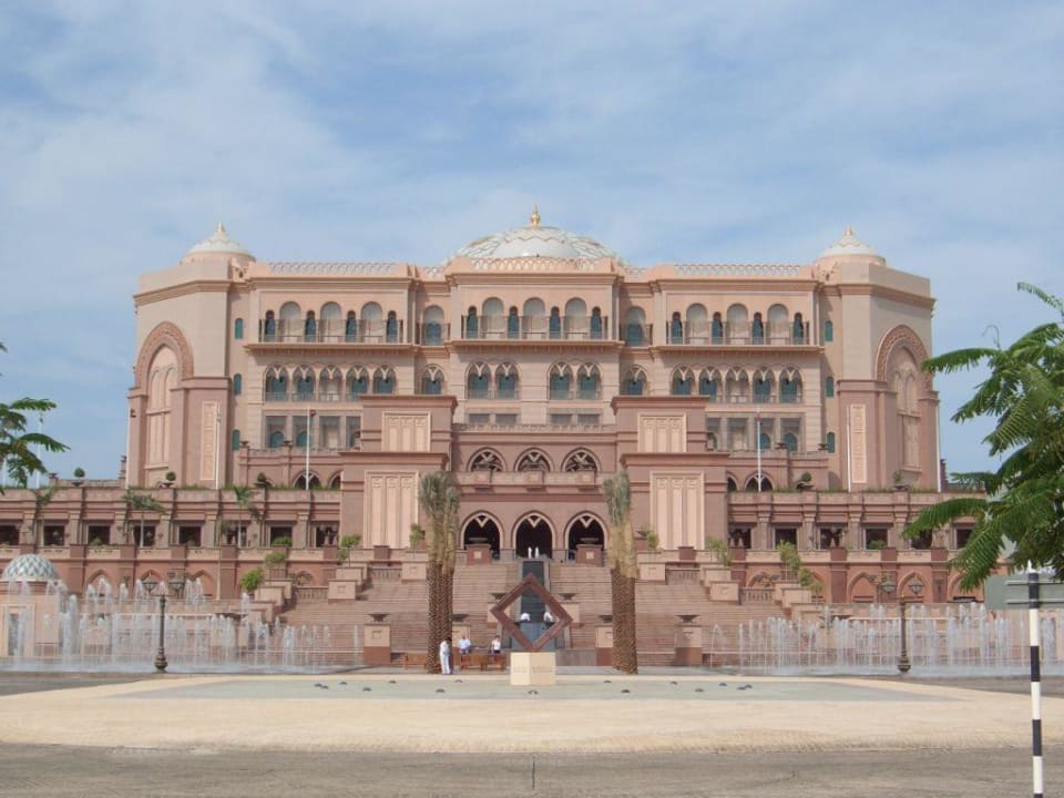 Aussenansicht Emirates Palace Emirates Palace Mandarin Oriental