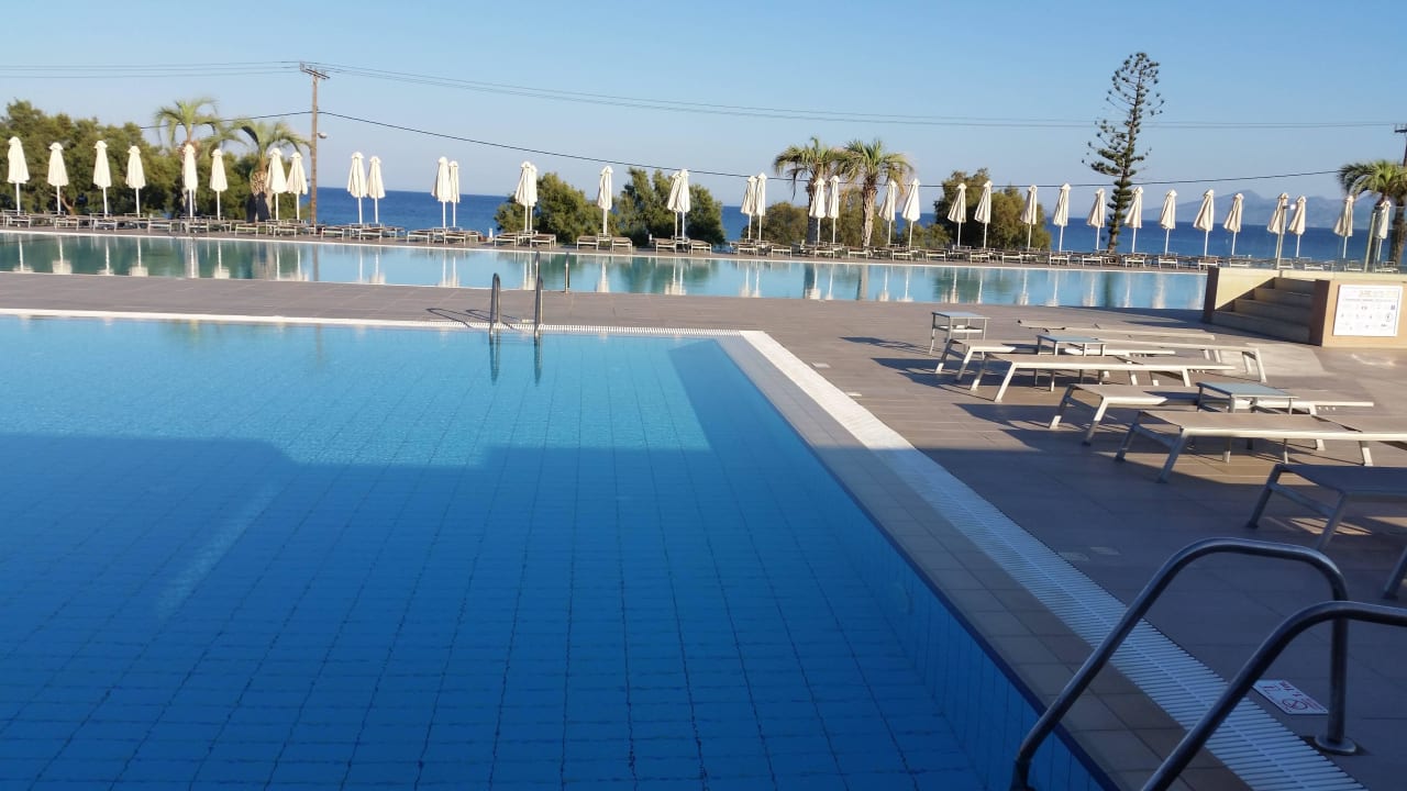 Jede Menge Platz zum Schwimmen Atlantica Mikri Poli Kos