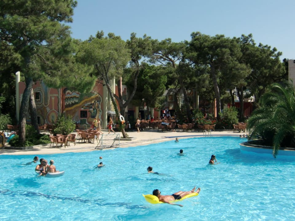 Hauptpool Blue Waters Club