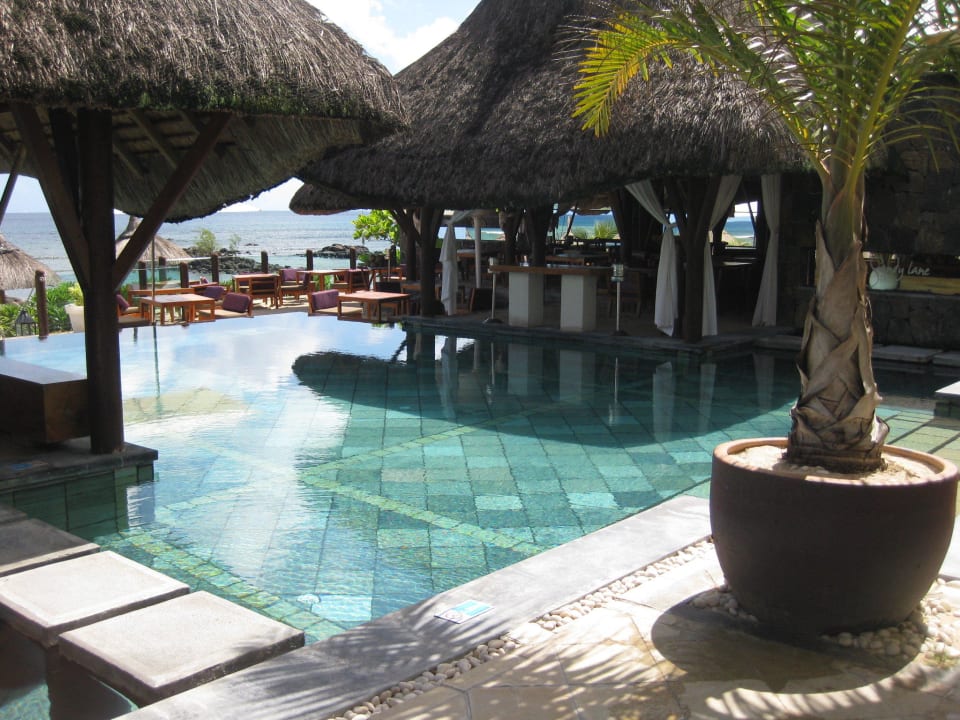 Der Lazy Pool Veranda Pointe aux Biches Hotel