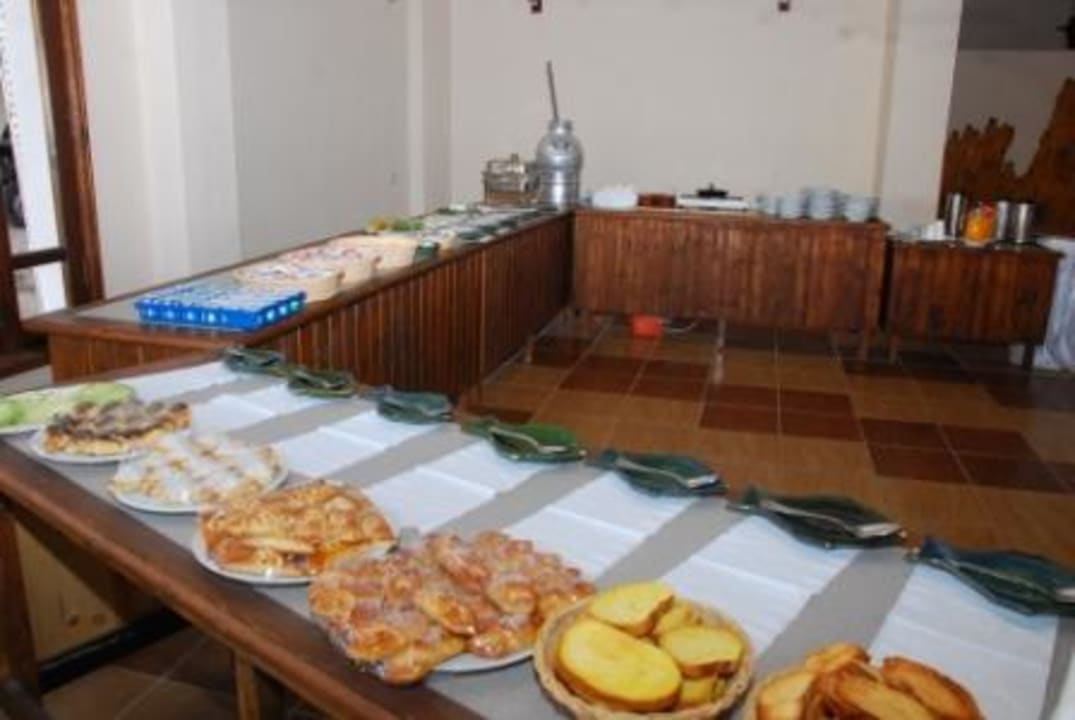 Open buffet Dyarna Hotel