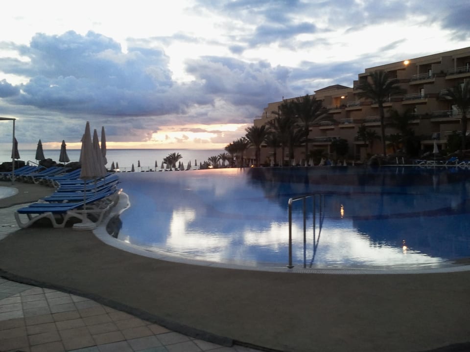 Pool Hotel Riu Buenavista