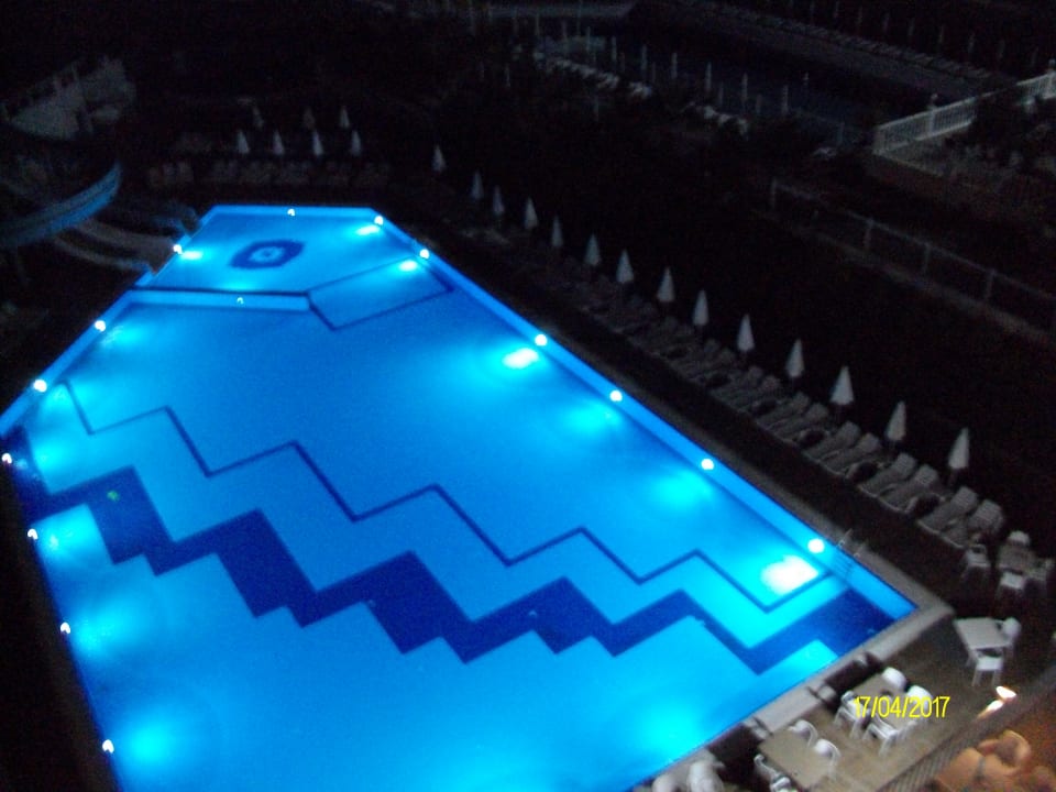 Pool Palm World Side Resort & Spa