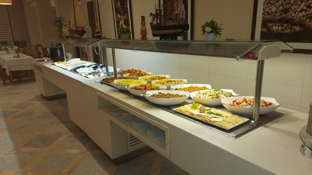 Gastro Hotel Royal Nozha