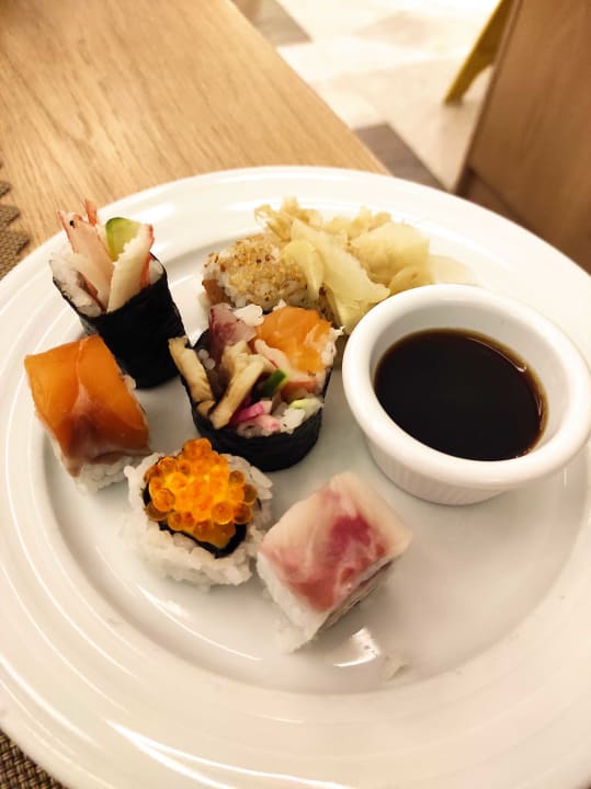 Gastro Acanthus Cennet Barut Collection