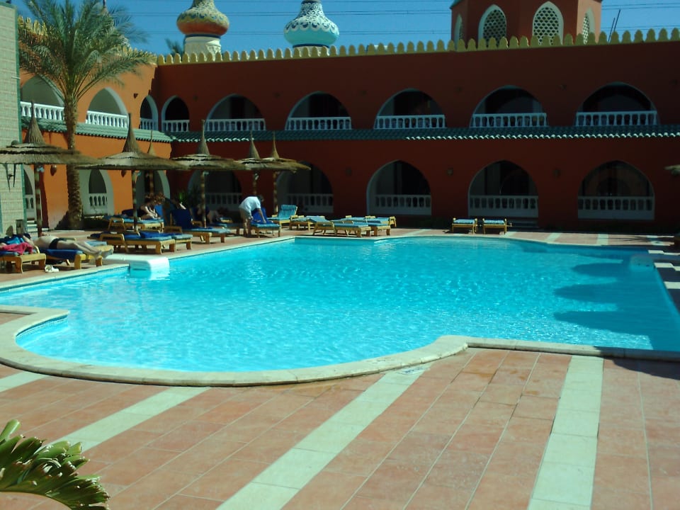 Der etwas ruhigere Pool! Pickalbatros Alf Leila Wa Leila Resort - Neverland Hurghada