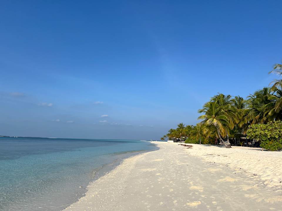 Strand Kuredu Island Resort & Spa