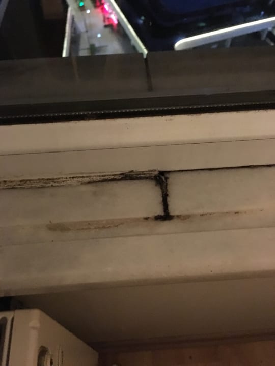 Zimmer Hotel Airport Residence