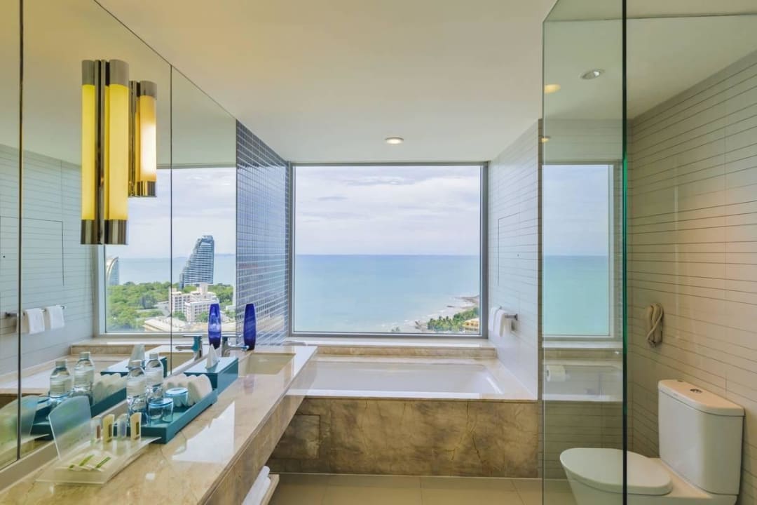 King Pattaya Bay View Hotel Holiday Inn Pattaya