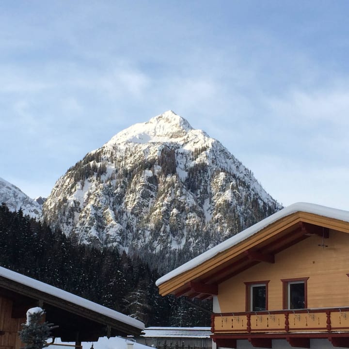 Blick aus dem Zimmer Alphaus Aparthotel