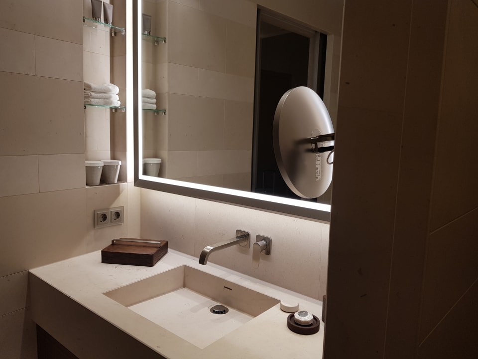 Zimmer The Fontenay Hamburg