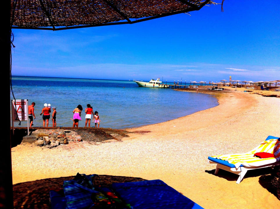 Strand des Hotels Sea Star Beau Rivage