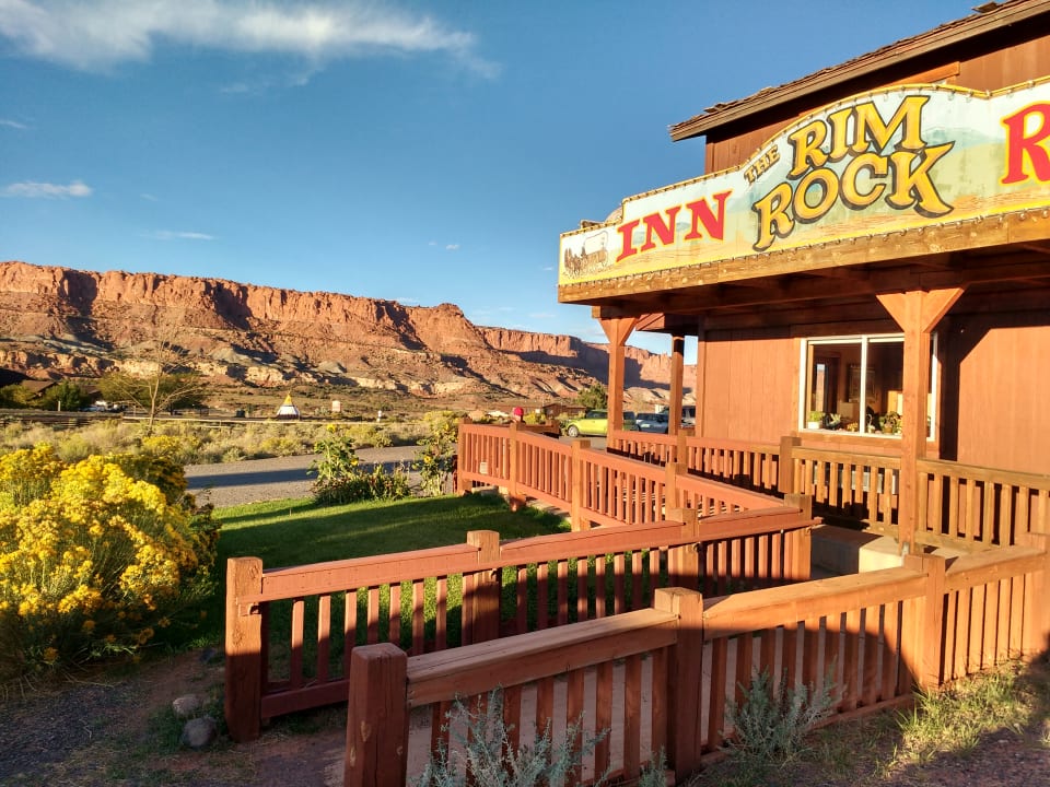 Außenansicht Rim Rock Inn