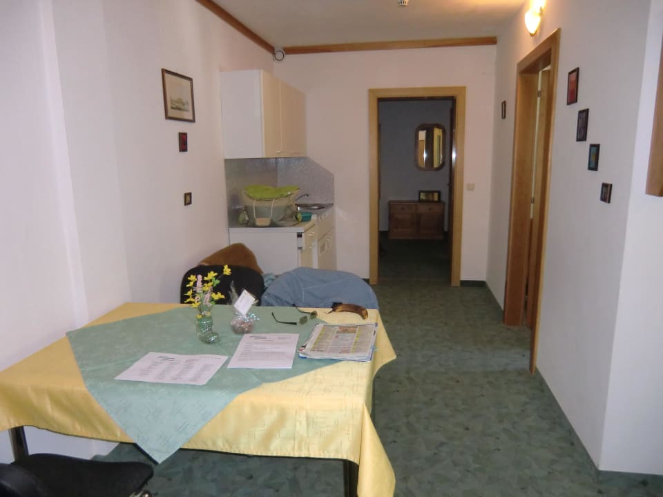 Vorraum mit Küchennische 4 Sterne Hotel Brunner