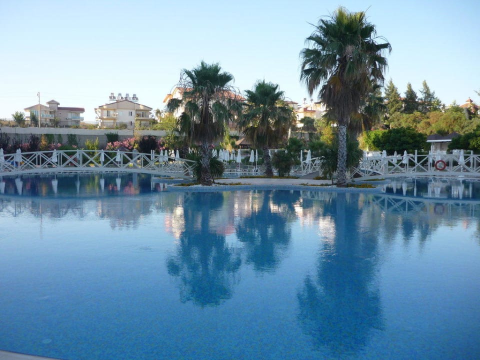 Schöne Poolanlage Side Mare Resort & Spa