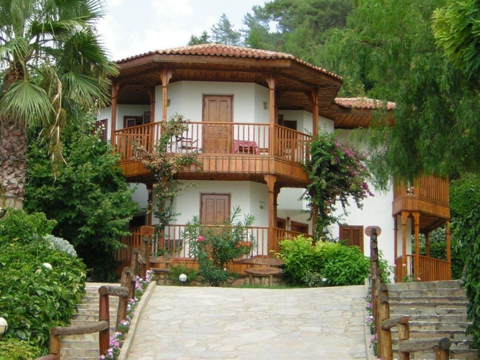 Wohnhäuser der Anlage Montana Pine Resort