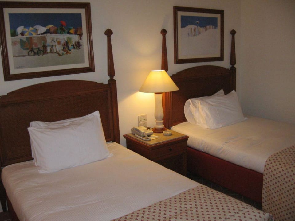 Bild 2 Standardzimmer mit getrennten Betten The Cascades Golf Resort, Spa & Thalasso