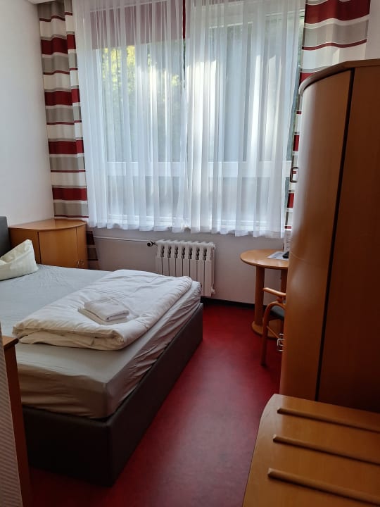 Zimmer Hotel Europäische Akademie MV