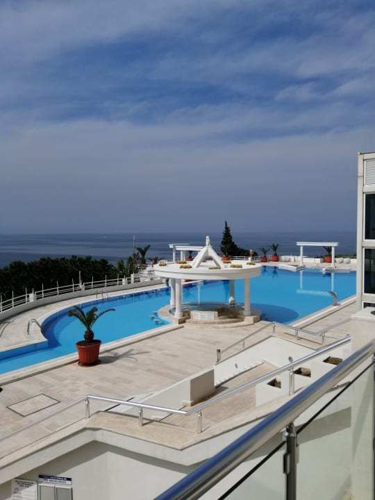 Pool Korumar Hotel De Luxe