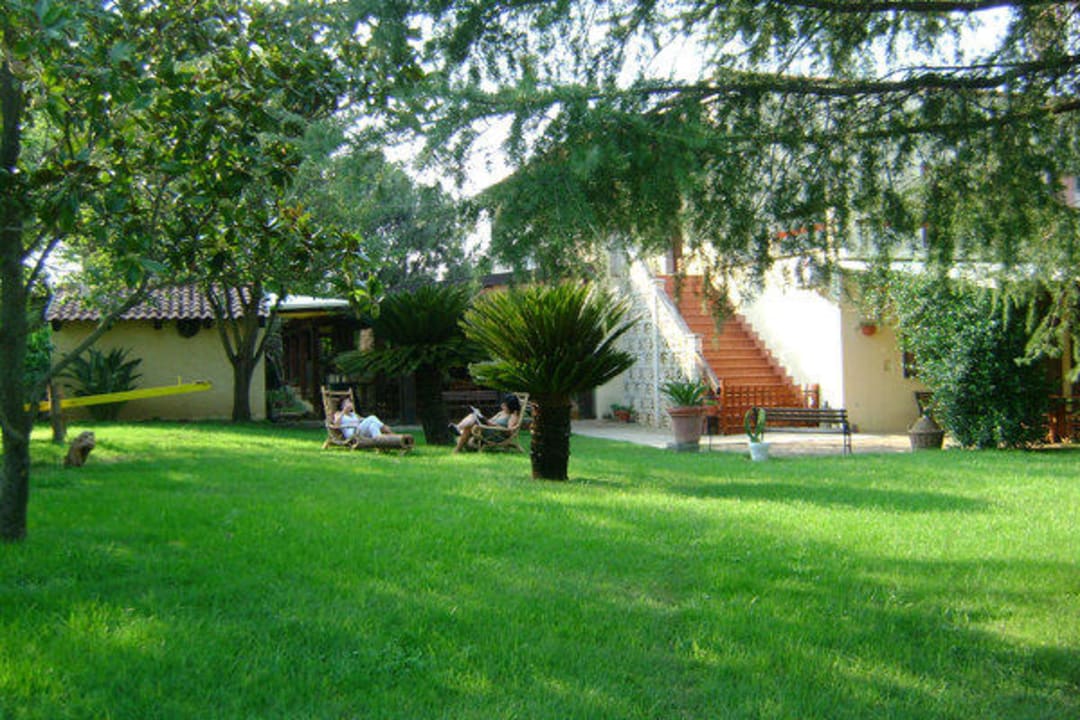 Giardino dell'agriturismo Azienda Agrituristica Il Pago