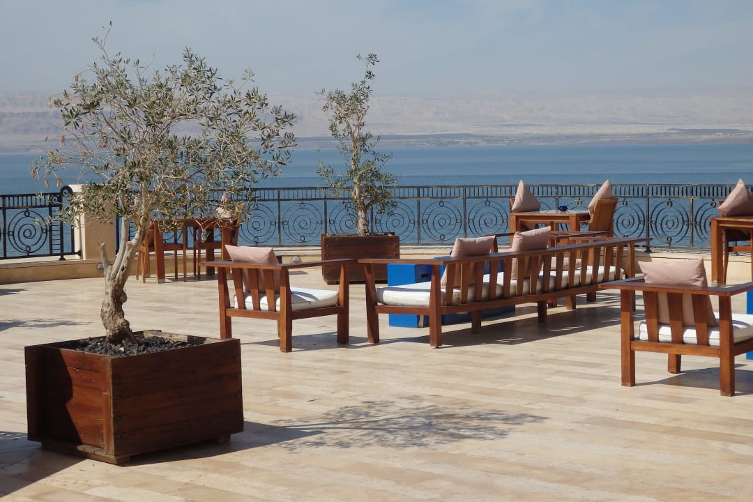 Blick auf das Tote Meer Hotel Kempinski Ishtar Dead Sea