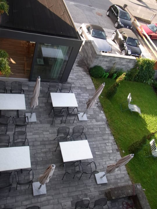 Terrasse, Stellplätze und Frühstücksraum Hochjochstöbli B&B Alpine Easy Stay