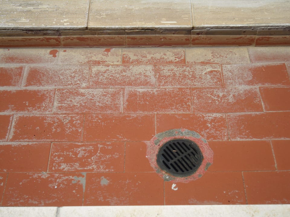 Brud, grzyb, syf.....czy to jest 5* Olympic Palace Resort Hotel & Convention Center